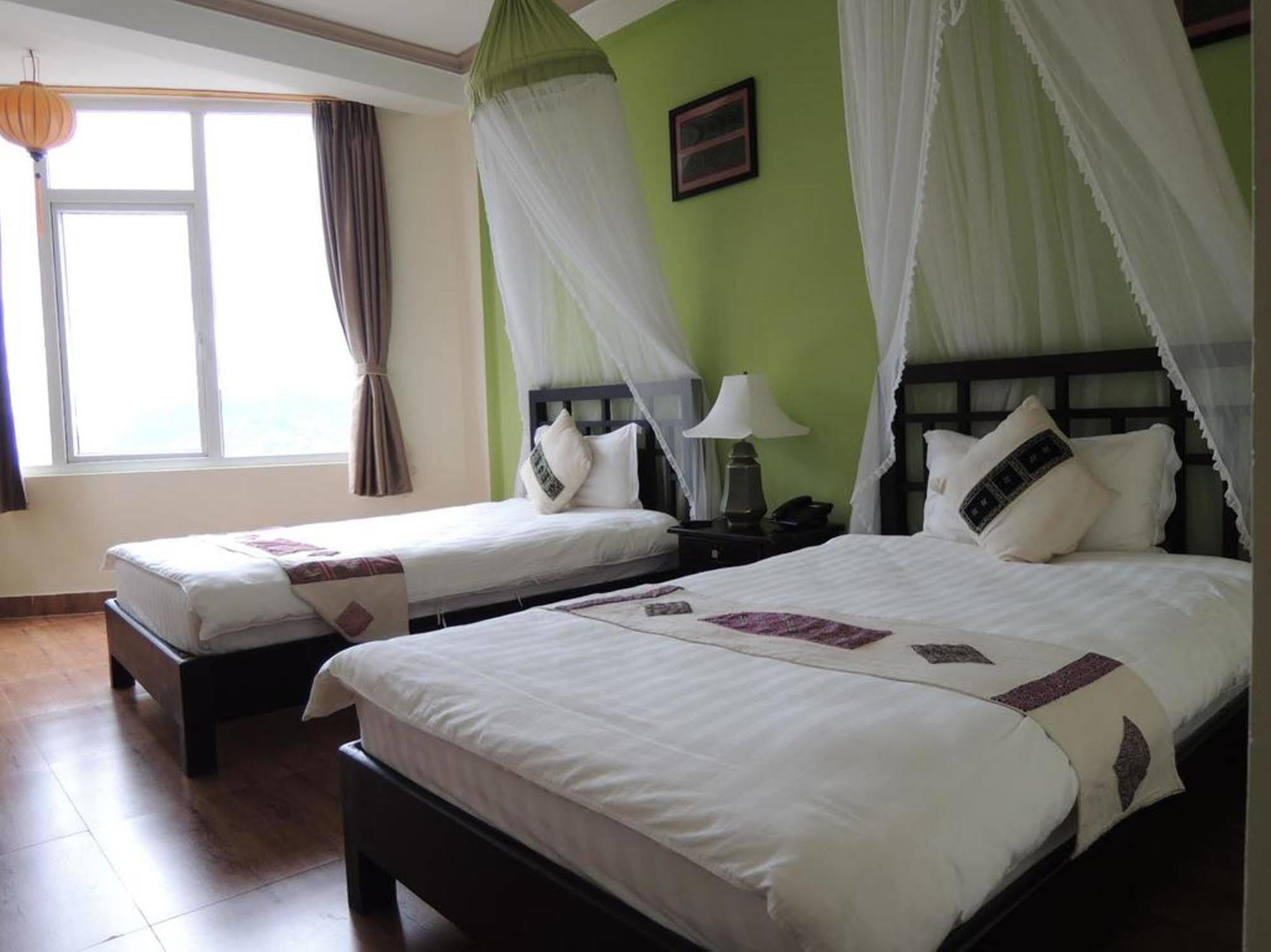 Hmong Sapa Hotel Exterior photo